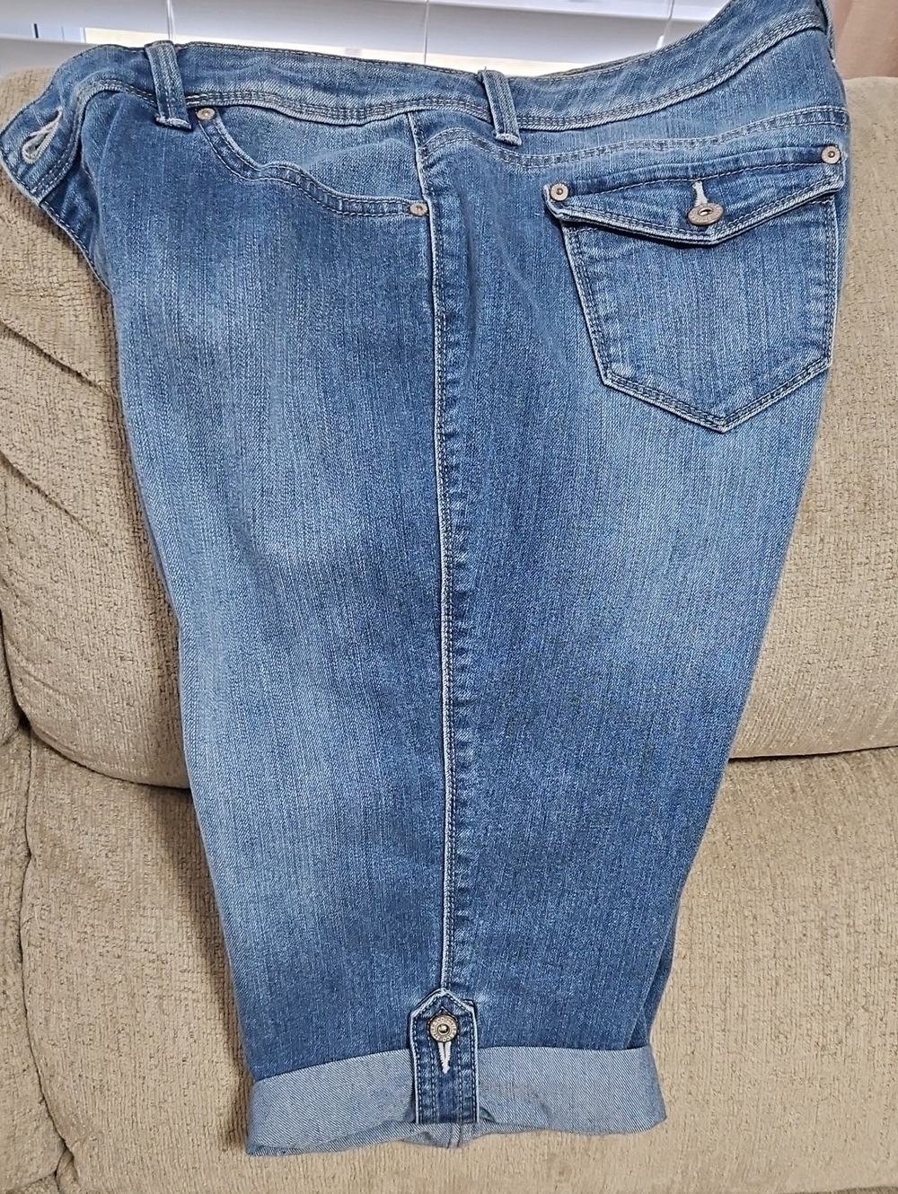 Style & Co. Mid-Wash Blue Denim Capri with Cuffed Hem